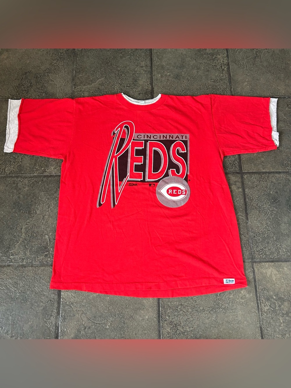 Vintage 90s Cincinnati Reds Salem Sportswear T Shirt Size XL Single Stitch